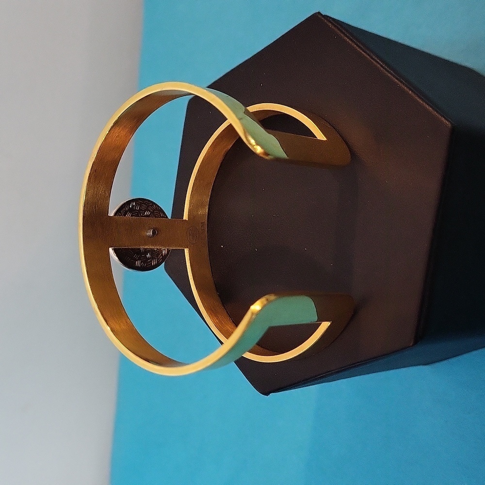 Gemm Gold Bangle - Picture 5 of 11